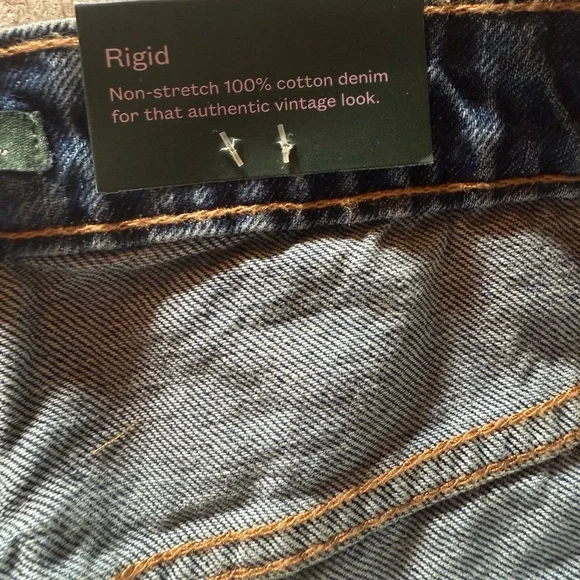 Target Women's Cropped Jeans in Washed Blue - Picture 5 of 8